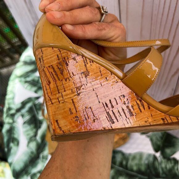 CHRISTIAN DIOR Buff Patent Leather Wedge Sandal - Picture 5 of 16